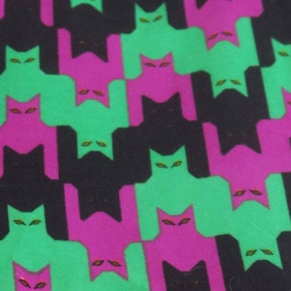 NWT LuLaRoe Leggings One Size Halloween Bats - Picture 2 of 3